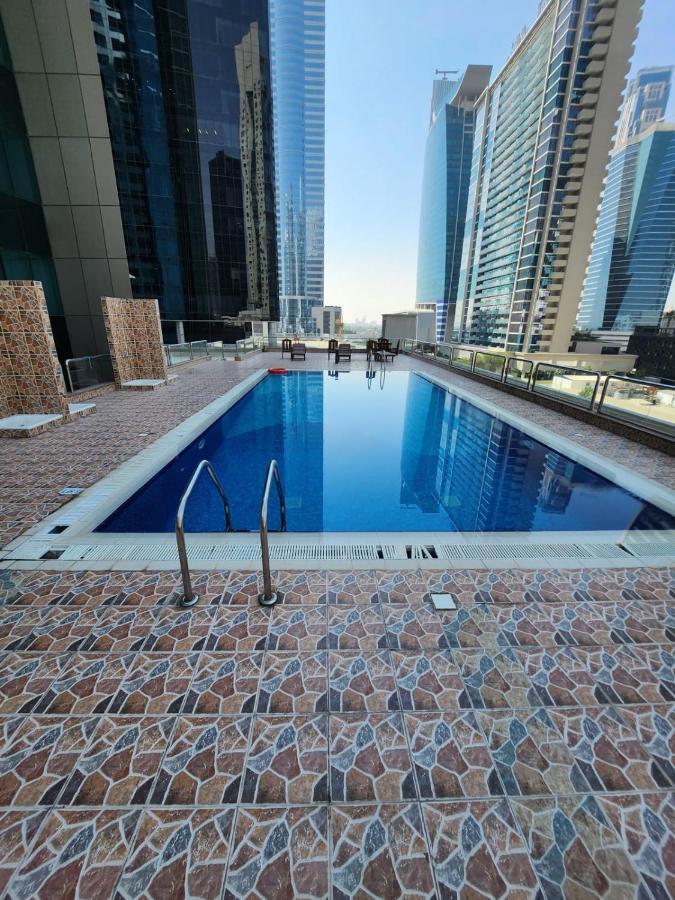 Furnished Studio Apartment Near Business Bay Metro Station Dubai Eksteriør billede