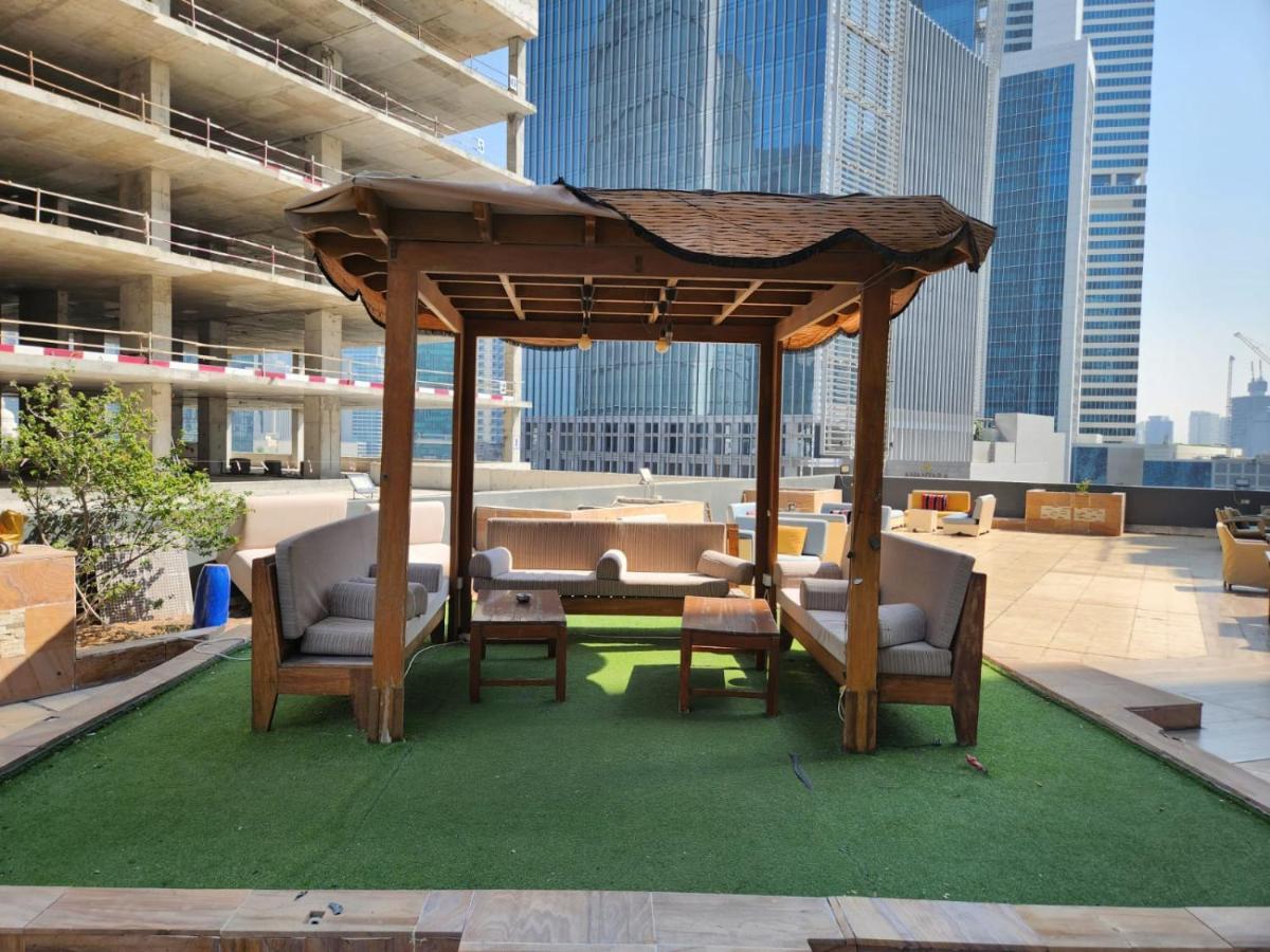 Furnished Studio Apartment Near Business Bay Metro Station Dubai Eksteriør billede